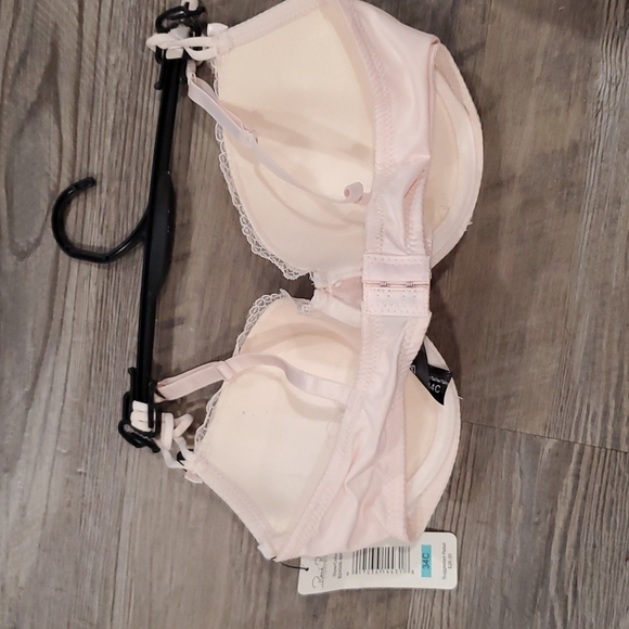 Rene Rofe Set of 2 Size 34C Bras - Picture 6 of 6
